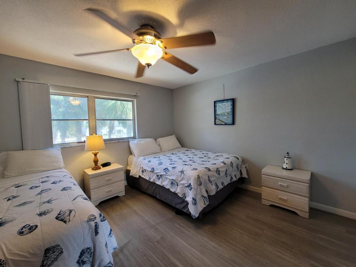Hideaway Waterfront Resort Cape Coral Bagian luar foto