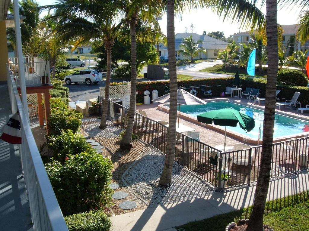 Hideaway Waterfront Resort Cape Coral Bagian luar foto